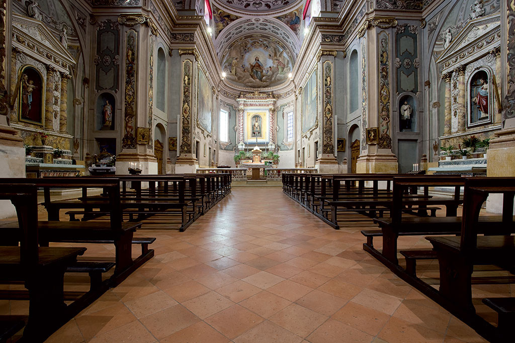Pavimento in cotto fatto a mano Nocciolato - Chiesa Sant’Albino Vescovo